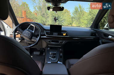 Внедорожник / Кроссовер Audi Q5 2019 в 
