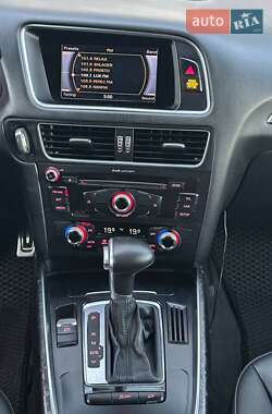 Внедорожник / Кроссовер Audi Q5 2015 в 