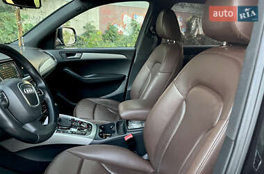 Внедорожник / Кроссовер Audi Q5 2012 в 