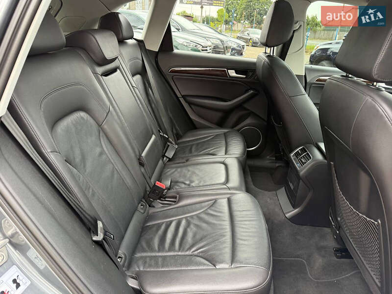 Внедорожник / Кроссовер Audi Q5 2015 в Коломые