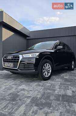Внедорожник / Кроссовер Audi Q5 2018 в Луцке