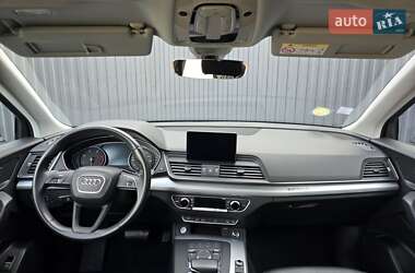 Позашляховик / Кросовер Audi Q5 2018 в 