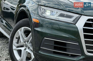 Внедорожник / Кроссовер Audi Q5 2017 в 