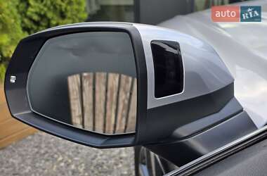 Внедорожник / Кроссовер Audi Q5 2022 в 