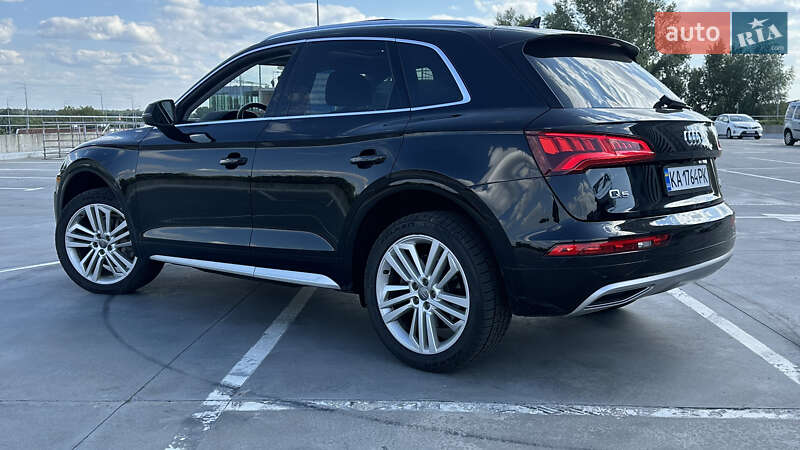 Внедорожник / Кроссовер Audi Q5 2018 в Киеве