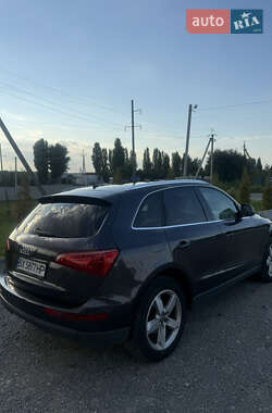 Внедорожник / Кроссовер Audi Q5 2011 в 
