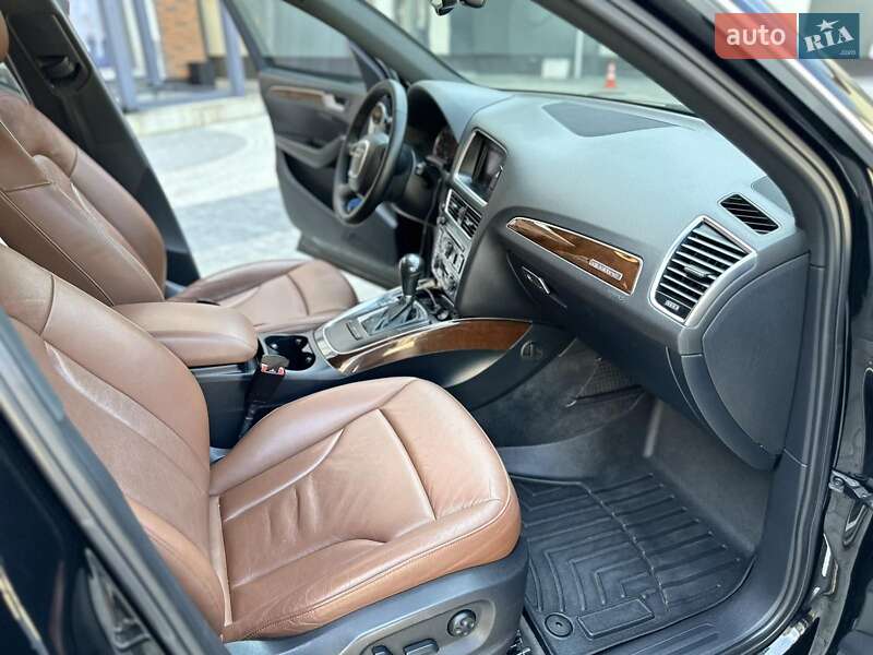 Внедорожник / Кроссовер Audi Q5 2012 в Одессе