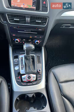 Внедорожник / Кроссовер Audi Q5 2015 в 