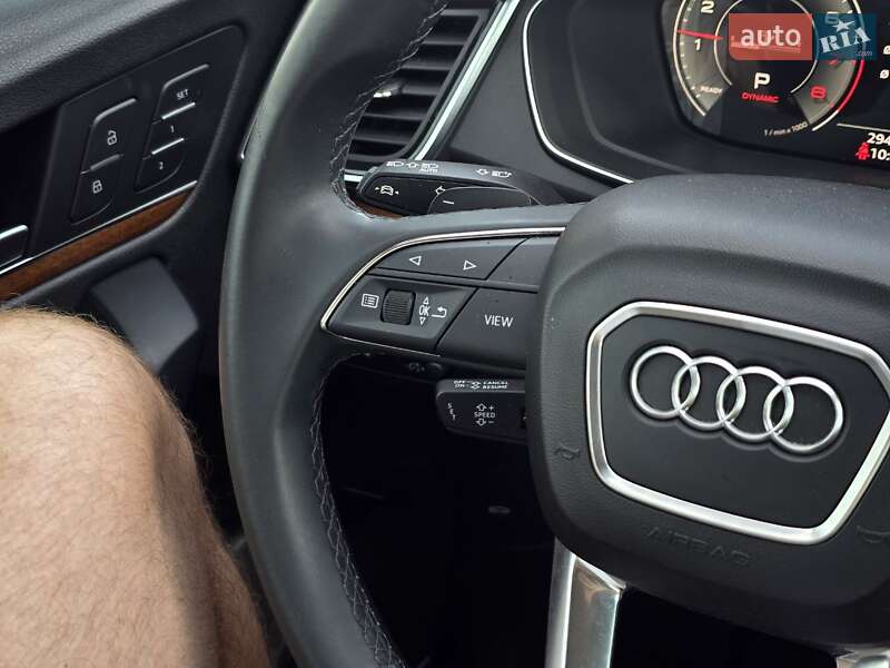 Внедорожник / Кроссовер Audi Q5 2022 в Тернополе