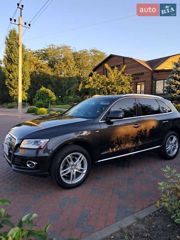 Внедорожник / Кроссовер Audi Q5 2015 в Днепре