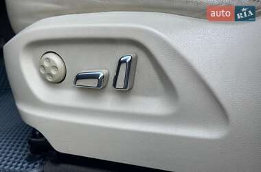 Внедорожник / Кроссовер Audi Q5 2012 в 