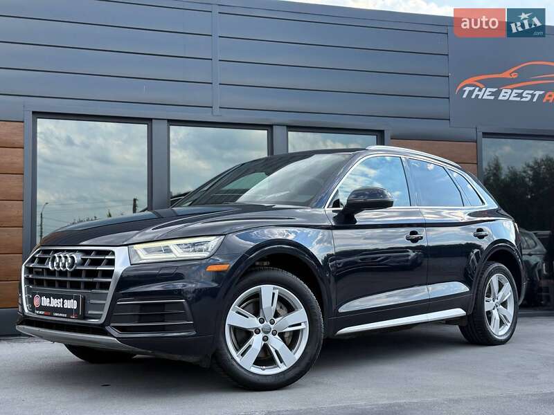 Внедорожник / Кроссовер Audi Q5 2018 в 