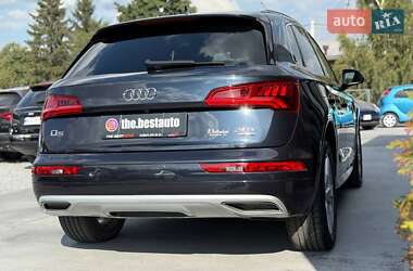Внедорожник / Кроссовер Audi Q5 2018 в 