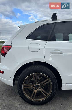 Внедорожник / Кроссовер Audi Q5 2016 в 