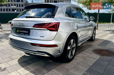 Внедорожник / Кроссовер Audi Q5 2022 в 