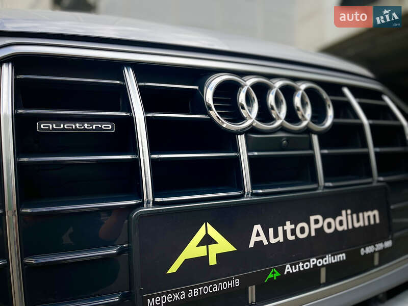 Внедорожник / Кроссовер Audi Q5 2022 в Киеве