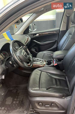 Внедорожник / Кроссовер Audi Q5 2011 в 