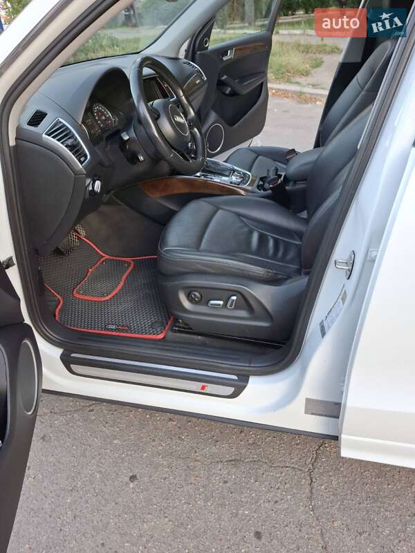 Внедорожник / Кроссовер Audi Q5 2016 в Кропивницком