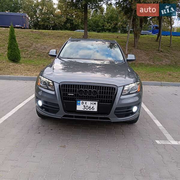 Внедорожник / Кроссовер Audi Q5 2012 в 