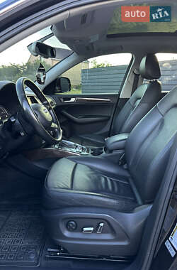 Внедорожник / Кроссовер Audi Q5 2012 в 