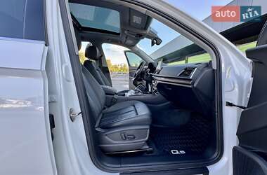 Внедорожник / Кроссовер Audi Q5 2023 в 