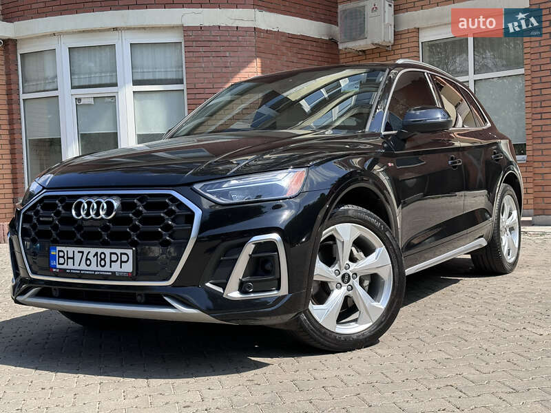 Внедорожник / Кроссовер Audi Q5 2021 в Киеве