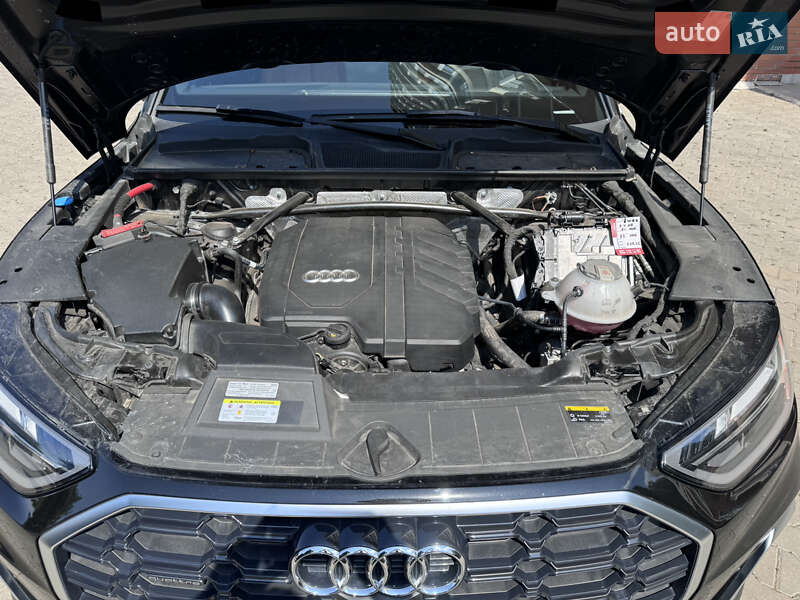 Внедорожник / Кроссовер Audi Q5 2021 в Киеве