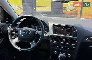 Внедорожник / Кроссовер Audi Q5 2015 в 