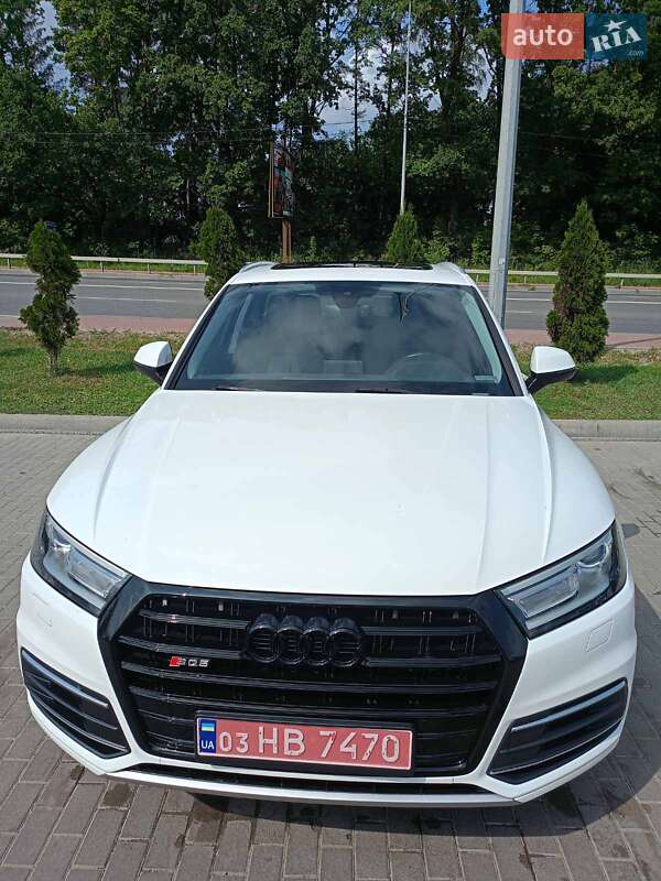 Внедорожник / Кроссовер Audi Q5 2017 в Тернополе