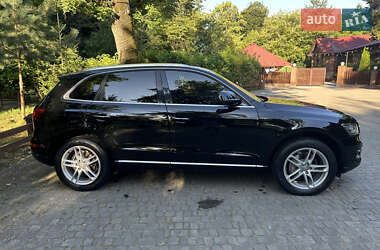 Внедорожник / Кроссовер Audi Q5 2016 в 