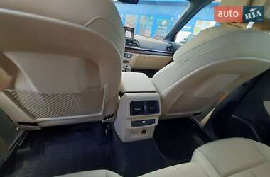 Внедорожник / Кроссовер Audi Q5 2021 в 
