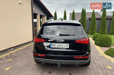 Внедорожник / Кроссовер Audi Q5 2012 в 