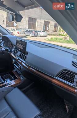 Внедорожник / Кроссовер Audi Q5 2023 в 