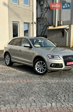 Внедорожник / Кроссовер Audi Q5 2016 в 