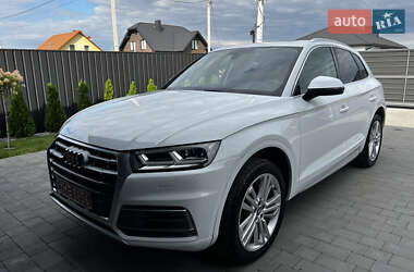 Внедорожник / Кроссовер Audi Q5 2019 в 