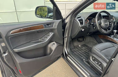 Внедорожник / Кроссовер Audi Q5 2015 в 