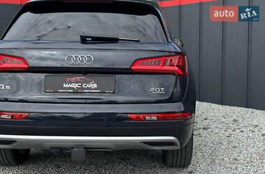 Внедорожник / Кроссовер Audi Q5 2017 в 