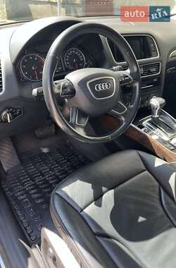 Внедорожник / Кроссовер Audi Q5 2016 в 
