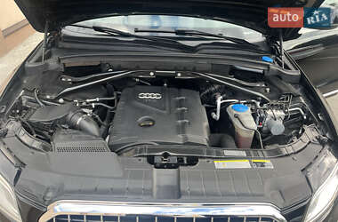 Внедорожник / Кроссовер Audi Q5 2012 в 