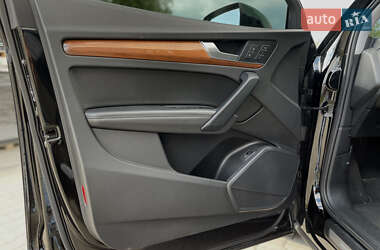 Внедорожник / Кроссовер Audi Q5 2020 в 