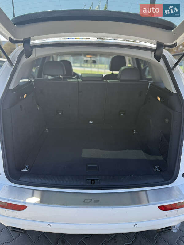 Внедорожник / Кроссовер Audi Q5 2016 в Кременчуге