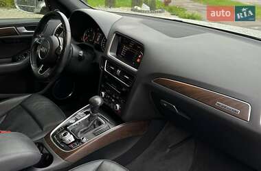 Внедорожник / Кроссовер Audi Q5 2015 в 