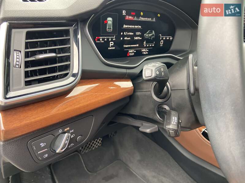 Внедорожник / Кроссовер Audi Q5 2022 в Киеве