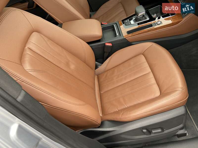 Внедорожник / Кроссовер Audi Q5 2022 в Киеве