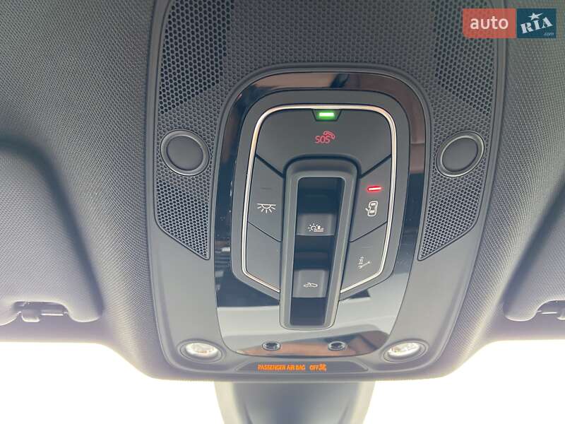 Внедорожник / Кроссовер Audi Q5 2022 в Киеве