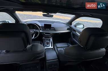 Внедорожник / Кроссовер Audi Q5 2020 в 