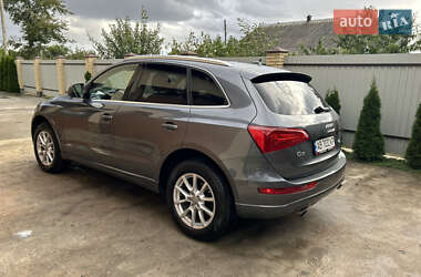 Внедорожник / Кроссовер Audi Q5 2012 в 