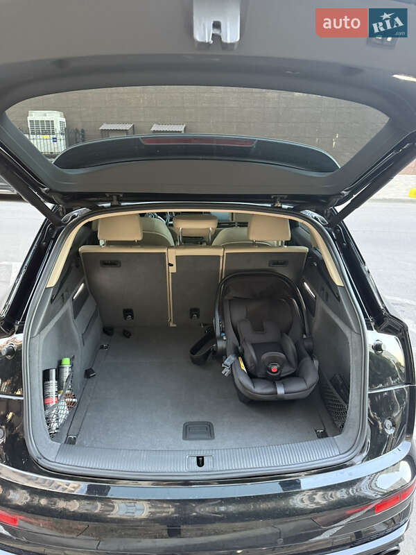 Внедорожник / Кроссовер Audi Q5 2017 в Одессе