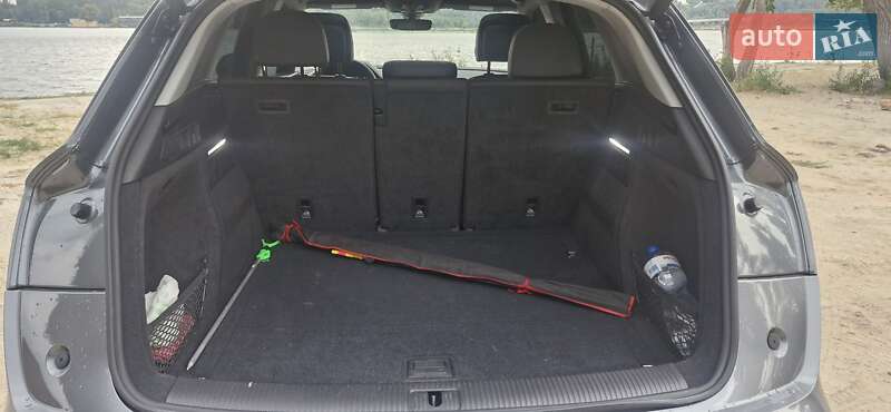 Внедорожник / Кроссовер Audi Q5 2018 в Киеве фото 34 Внедорожник / Кроссовер Audi Q5 2018 в Киеве