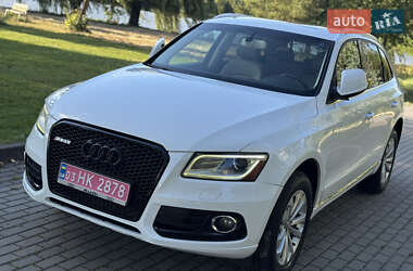 Внедорожник / Кроссовер Audi Q5 2015 в 